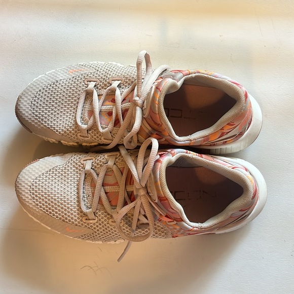 Nike Metcon 6 - Picture 6 of 9